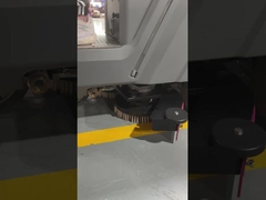 브러쉬 및 스퀴지 설치에 필요한 도구가 없습니다